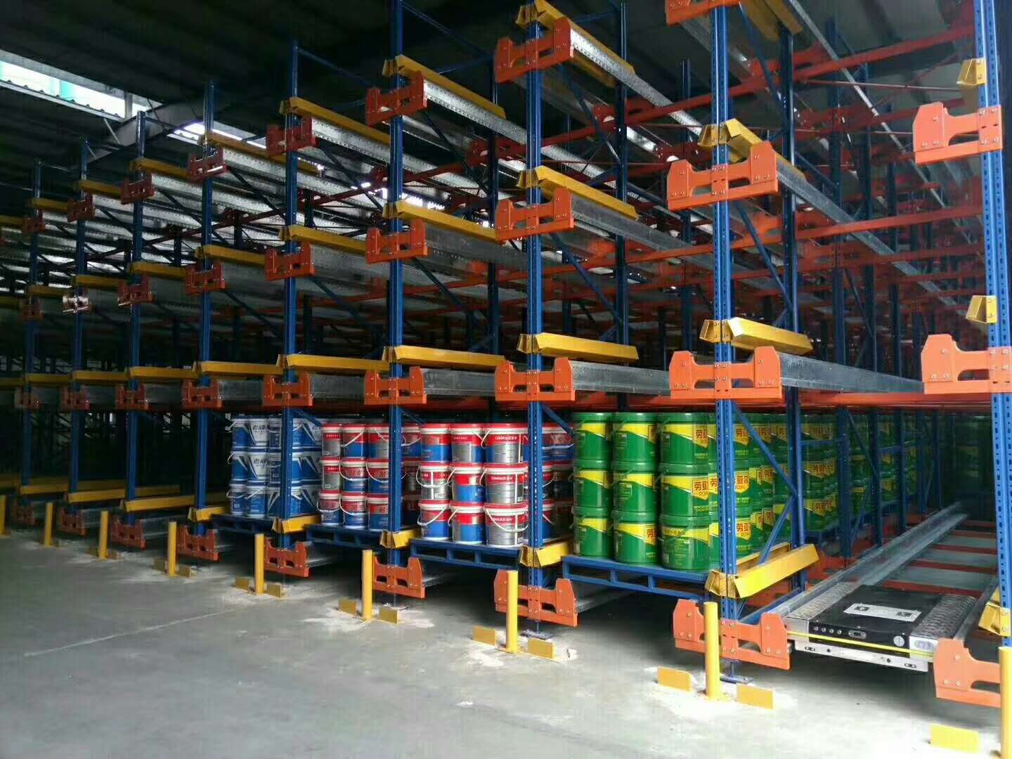 穿梭貨架 ：實(shí)現(xiàn)高密度倉(cāng)儲(chǔ)解決方案