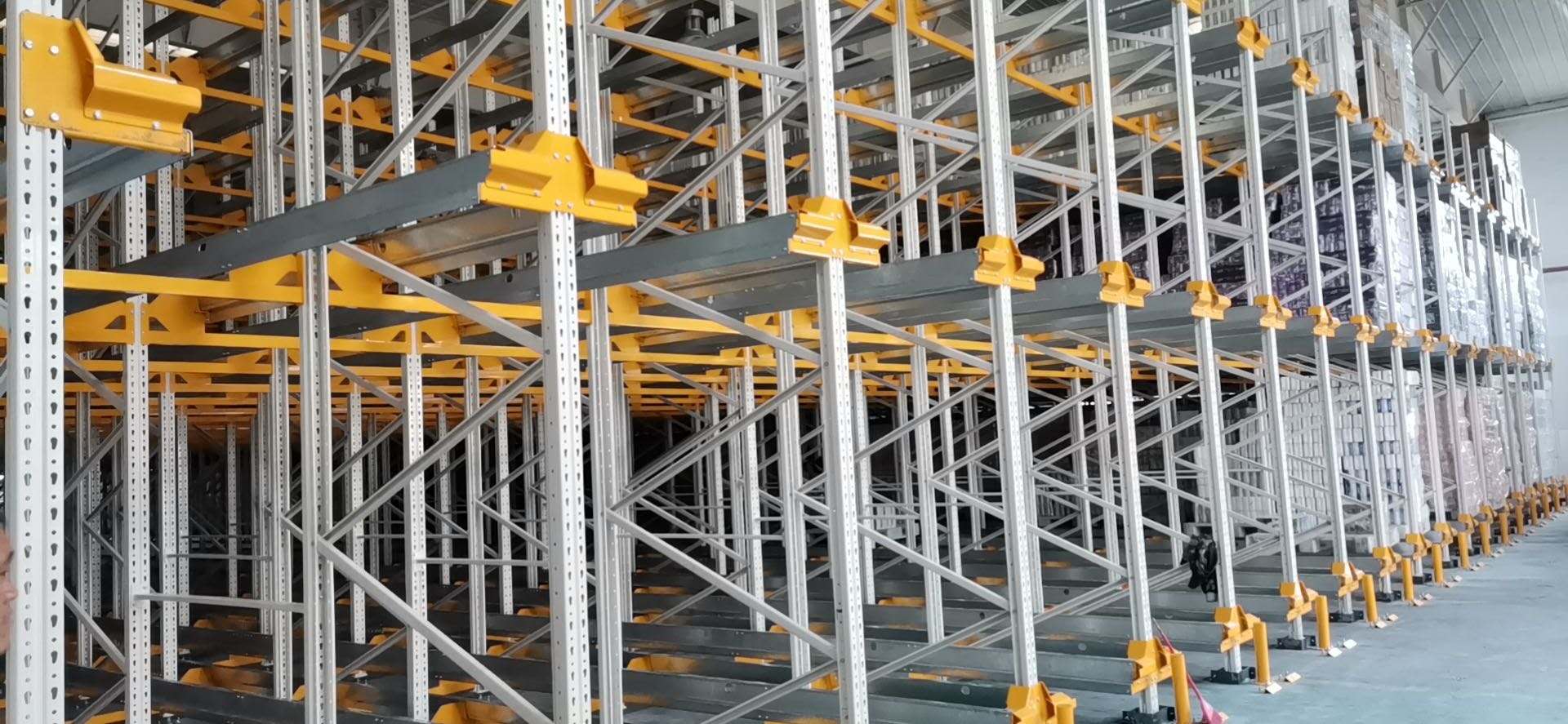 穿梭車立體倉(cāng)庫(kù)：破解傳統(tǒng)倉(cāng)儲(chǔ)難題的智能裝備